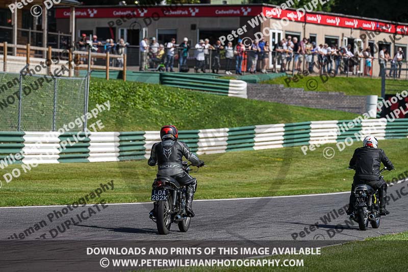 Vintage motorcycle club;eventdigitalimages;mallory park;mallory park trackday photographs;no limits trackdays;peter wileman photography;trackday digital images;trackday photos;vmcc festival 1000 bikes photographs